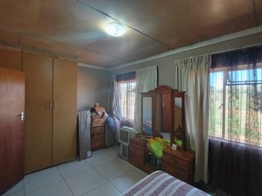 2 Bedroom Property for Sale in Heilbron Free State